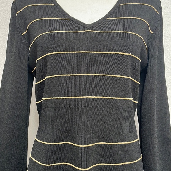 Cable & Gauge V Neck Sweater Size L - Picture 3 of 5